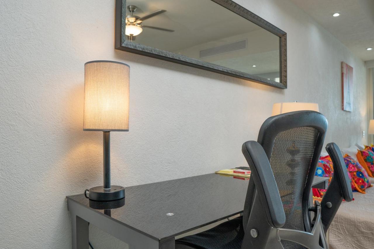 פוארטו ואלארטה Ocean Front Condo Sleeps 4 Adults-Grand Venetian T3000-1606 מראה חיצוני תמונה